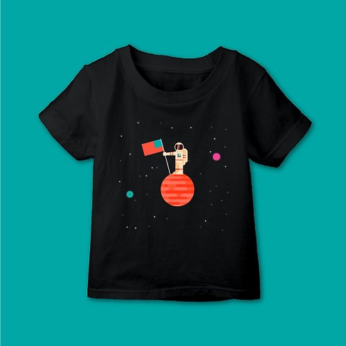 孩子陪你趣味童裝製造所 太空人上星球 短袖T恤 童 短袖上衣 T恤 童裝 黑