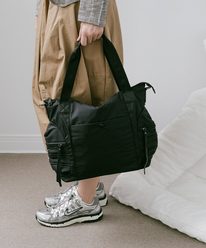 supportingrole 俐落線條結構感斜肩後背手提3用托特包 黑 - 側背包/斜背包 - 其他人造纖維 黑色