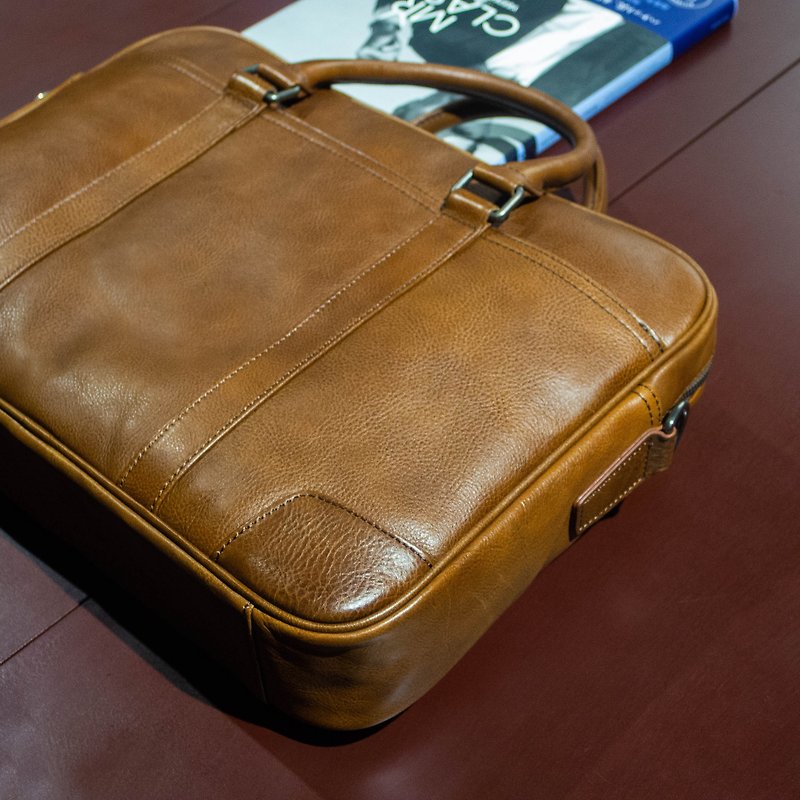 REGENT 15 inch Leather briefcase - pale Brown/ 15 inch Leather Briefcase - Tan - Briefcases & Doctor Bags - Genuine Leather Orange