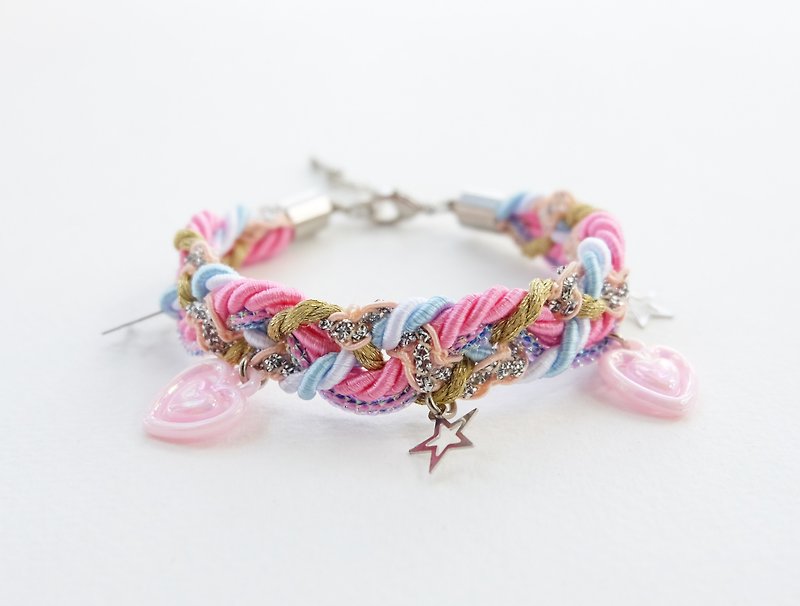 Pastel pink bracelet with heart and star - 手鍊/手鐲 - 其他材質 粉紅色