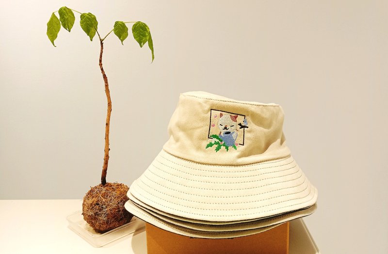 Cat embroidered bucket hat - Hats & Caps - Cotton & Hemp 