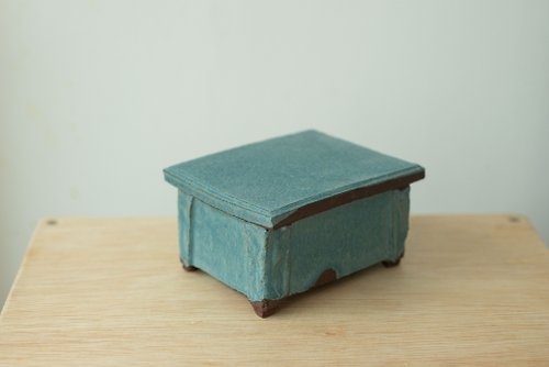 石立陶工 香港手製四腳大陶瓷長方形盒子