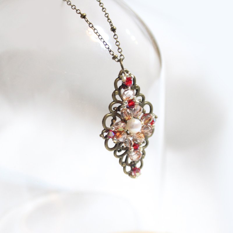 [Red Flame Rose] Original Necklace - Necklaces - Glass Red