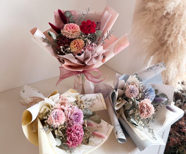 Immortal flower wave ball bouquet-crown style dried flowers/birthday/Valentine's  Day/Mother's Day//opening/proposal - Shop Mint Cat Floral Arrangement Dried  Flowers & Bouquets - Pinkoi