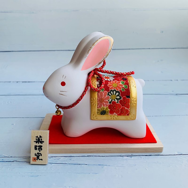 Jin Cai Zhao Fu Rabbit-Nishikori-Big-Rabbit Year Mascot - Items for Display - Pottery 