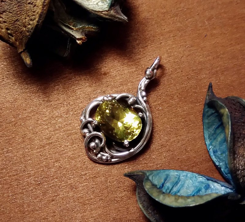 [Gem series] star point apatite design fall - Necklaces - Gemstone Green