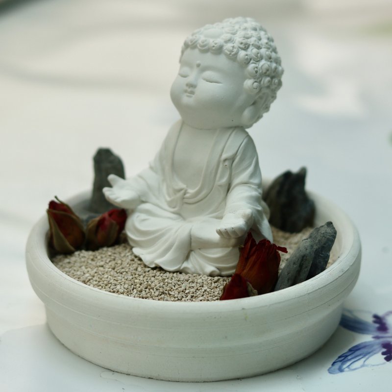 淨念吉祥小佛之衲靜 中盤豪華套組 擴香套組 居家香氛擺飾 - 香氛/精油/擴香 - 其他材質 白色