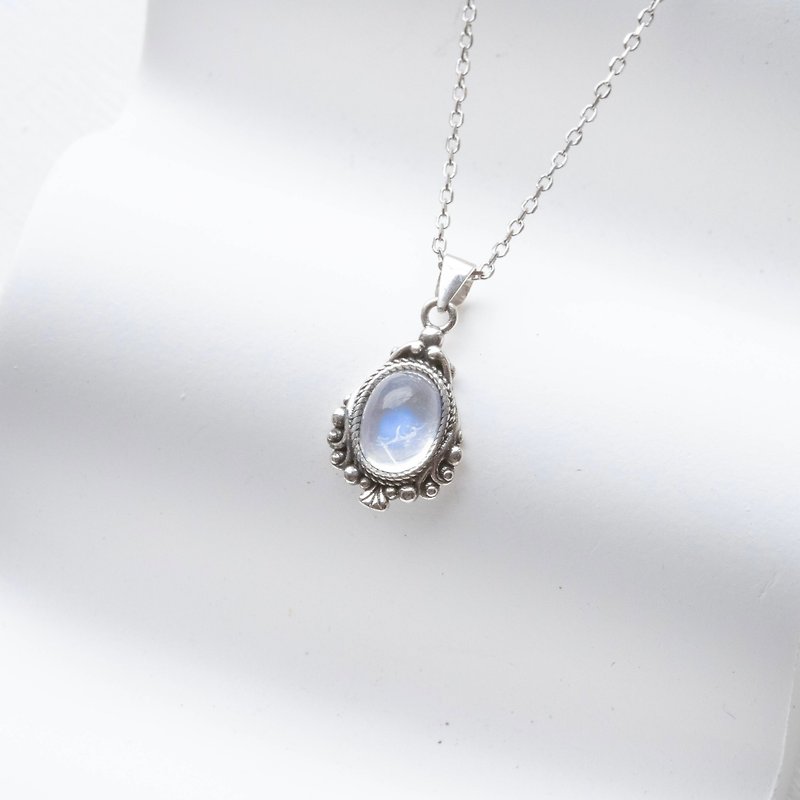 Moonstone 925 Sterling Silver Magic Mirror Necklace - สร้อยคอ - เครื่องเพชรพลอย สีน้ำเงิน