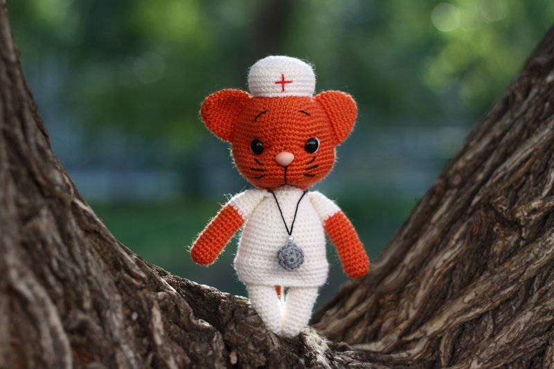 Healthcare Hero Cat, Collectible Kitty, Doctor Cat, Nurse Cat - อื่นๆ - ขนแกะ 