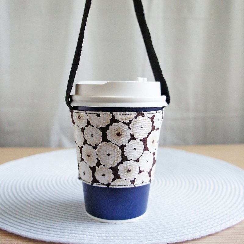 Lovely small cotton beverage cup bag, bag, eco-friendly cup holder, beverage cup holder [black background] - ถุงใส่กระติกนำ้ - ผ้าฝ้าย/ผ้าลินิน สีดำ
