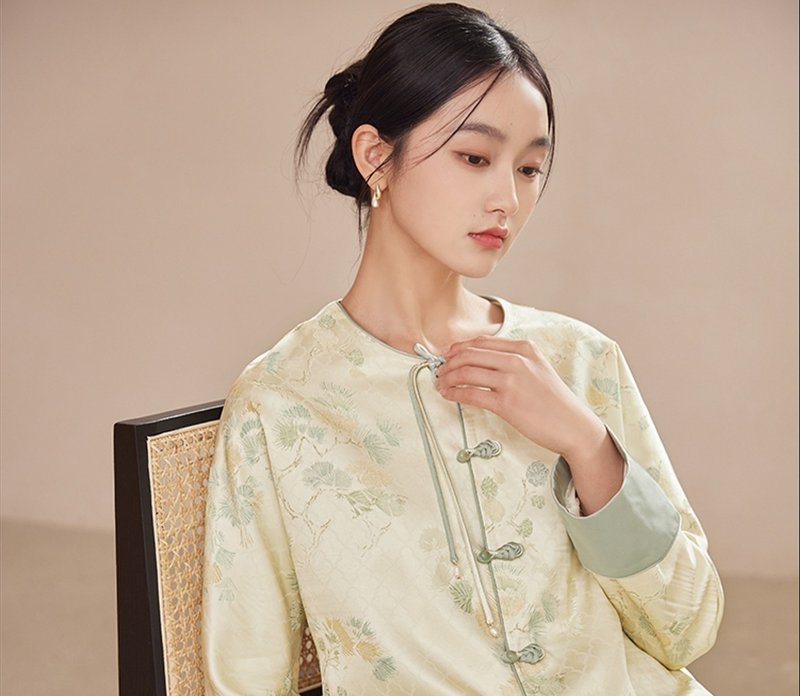 風入松 新中式中國風桑蠶絲提花盤扣對襟上衣 - 女上衣/長袖上衣 - 絲．絹 綠色