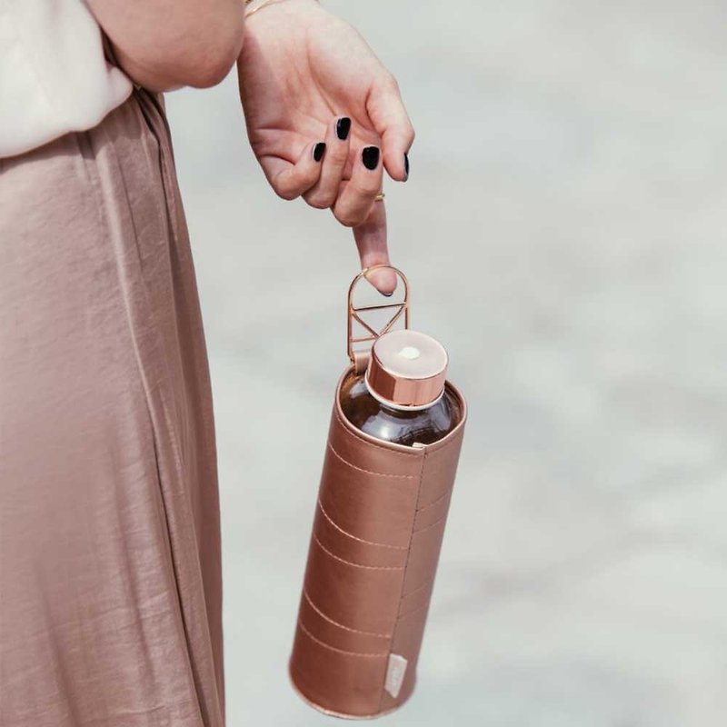 Heat-resistant leather cover glass bottle 750ml- Rose Gold - Pitchers - Glass 