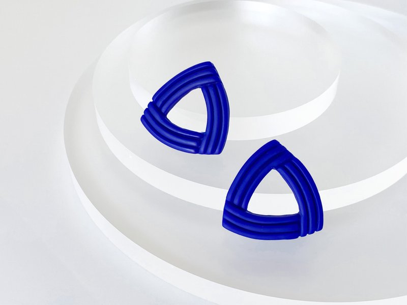 blue pierced Clip-On / hypoallergenic metal / polymer clay /51 - ต่างหู - ดินเหนียว สีน้ำเงิน