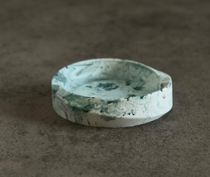 お香立て/コースター/灰皿/アクセサリートレイ/台座/熱帯雨林/クリスマスプレゼント-jesmonite - 置物 - サステナブル素材 