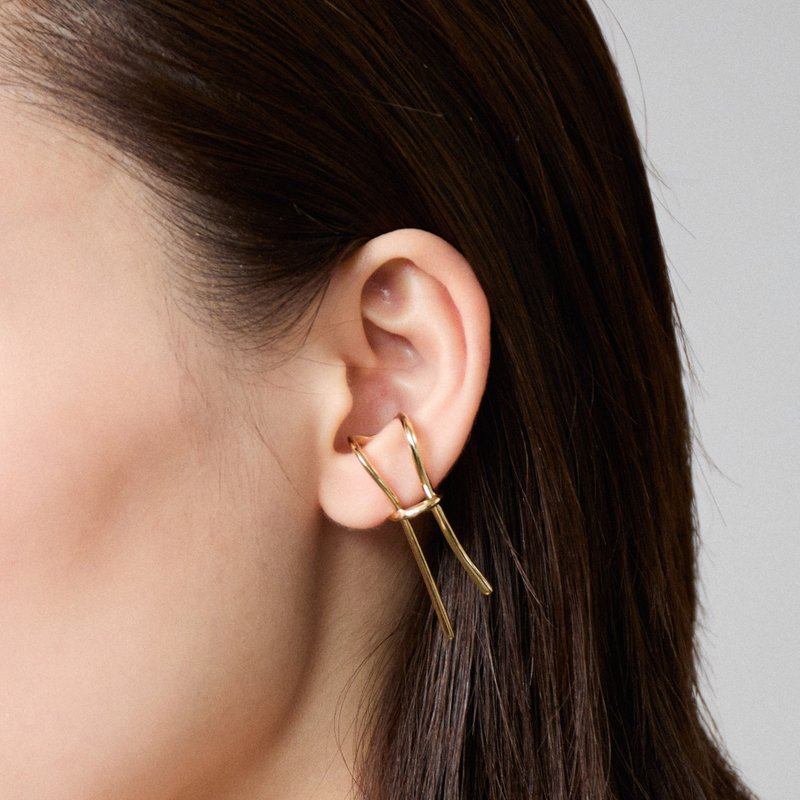 率性線條耳扣 925銀厚鍍18K金 Laccio Earcuff - 耳環/耳夾/耳骨夾 - 純銀 金色