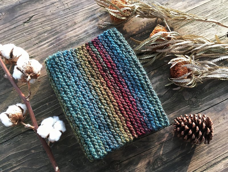 Grandma's Handmade Bib-Forest Color Gradation-Gifts / Christmas - Scarves - Wool Green