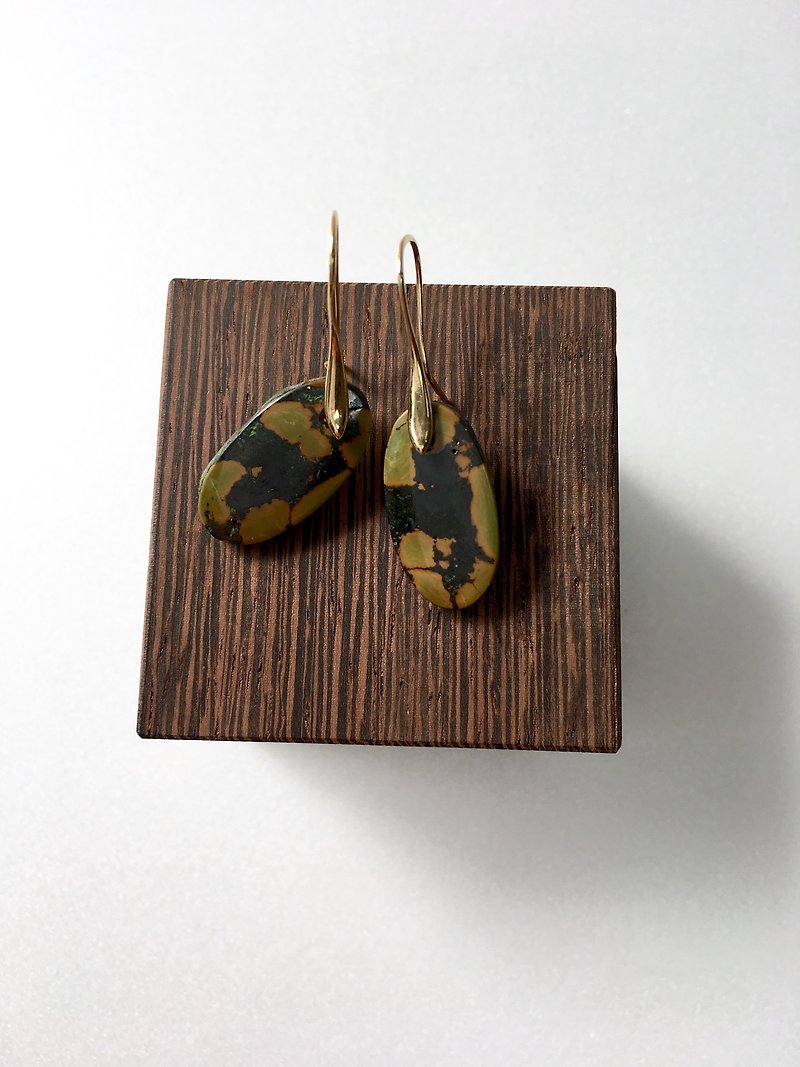 Tibetan Turquoise Hook-earring SV925 - Earrings & Clip-ons - Semi-Precious Stones Green
