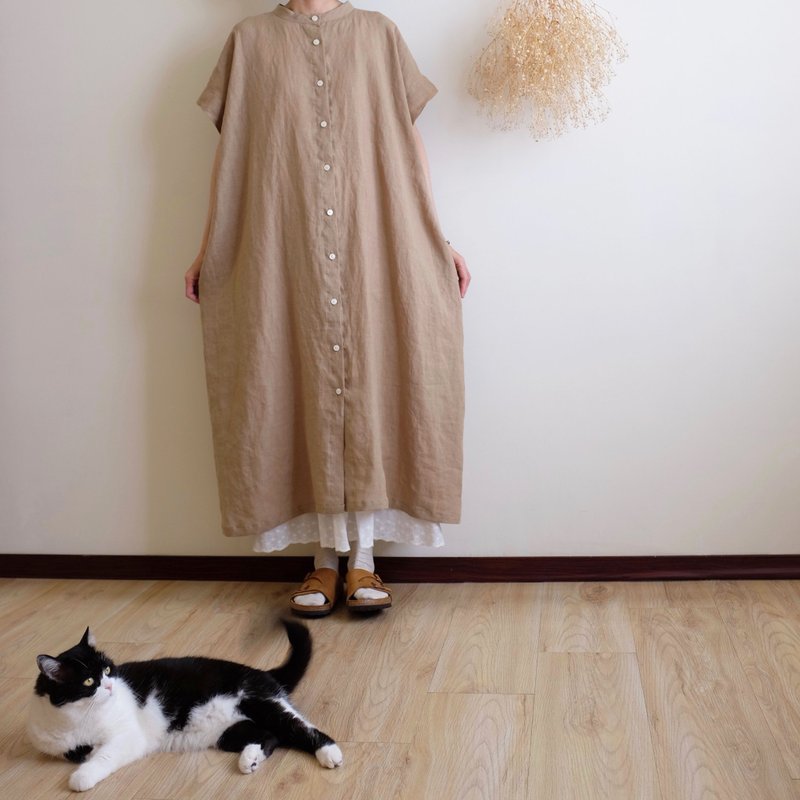 日常手作服 卡其米亨利小立領開釦短袖洋裝 亞麻 - 洋裝/連身裙 - 棉．麻 卡其色