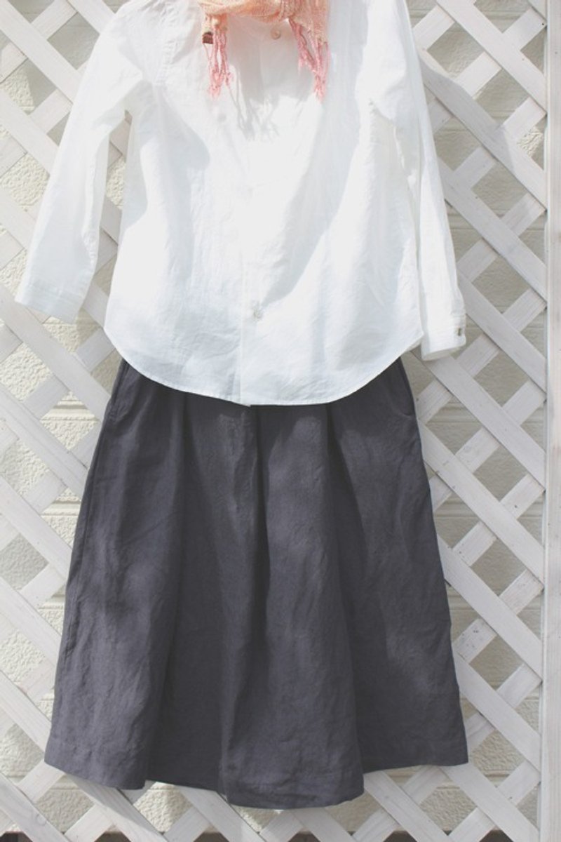 Tuck skirt * Belgian Linen 25th * Charcoal - Skirts - Cotton & Hemp 