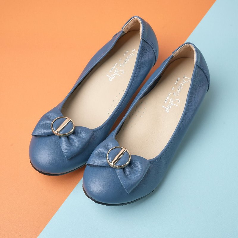 Large size women's shoes 37-44 Taiwan leather handmade banquet bow gold buckle comfortable low heels 4cm blue cow - รองเท้าส้นสูง - หนังแท้ สีน้ำเงิน