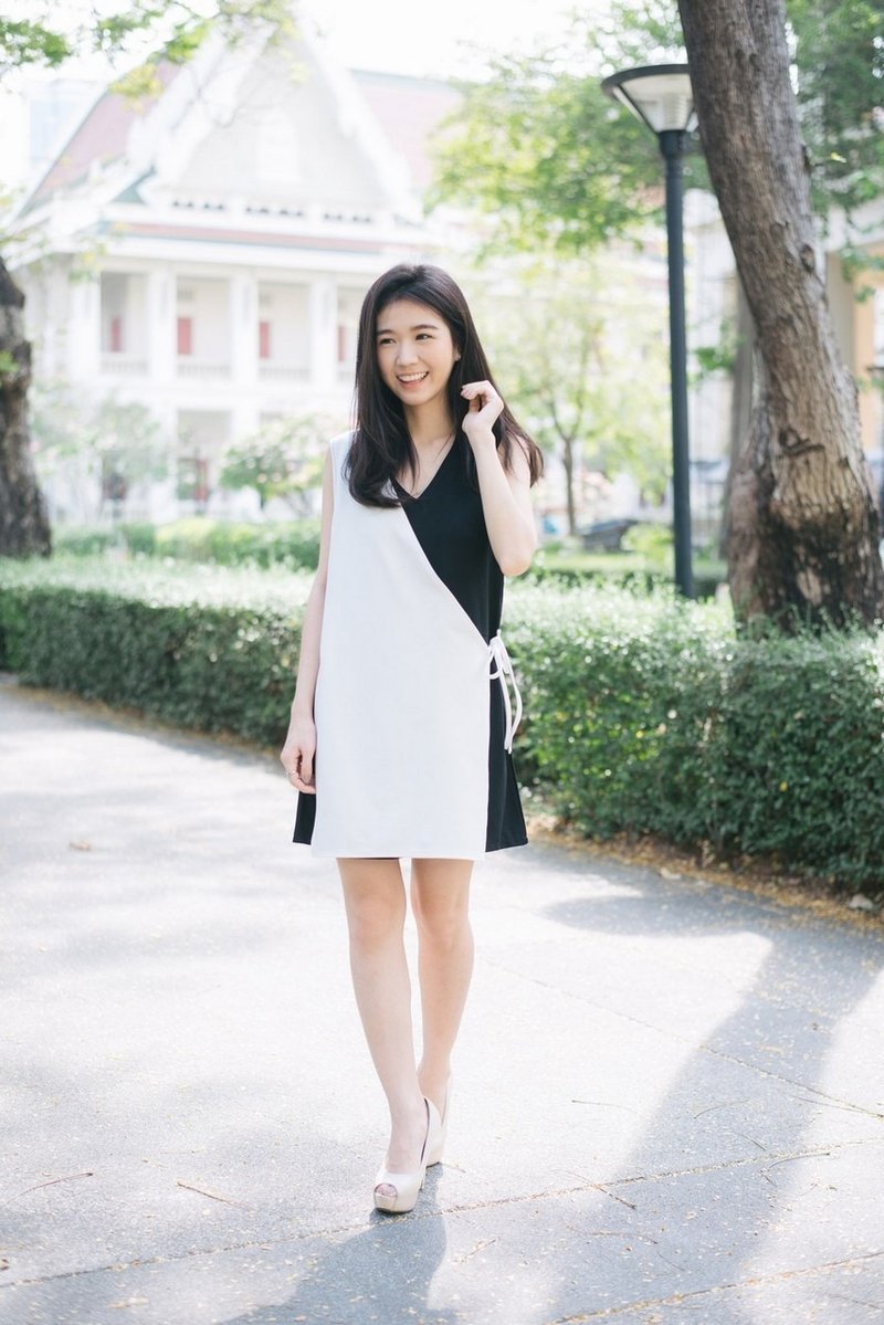 Twotone wrap dress - 洋裝/連身裙 - 其他材質 黑色