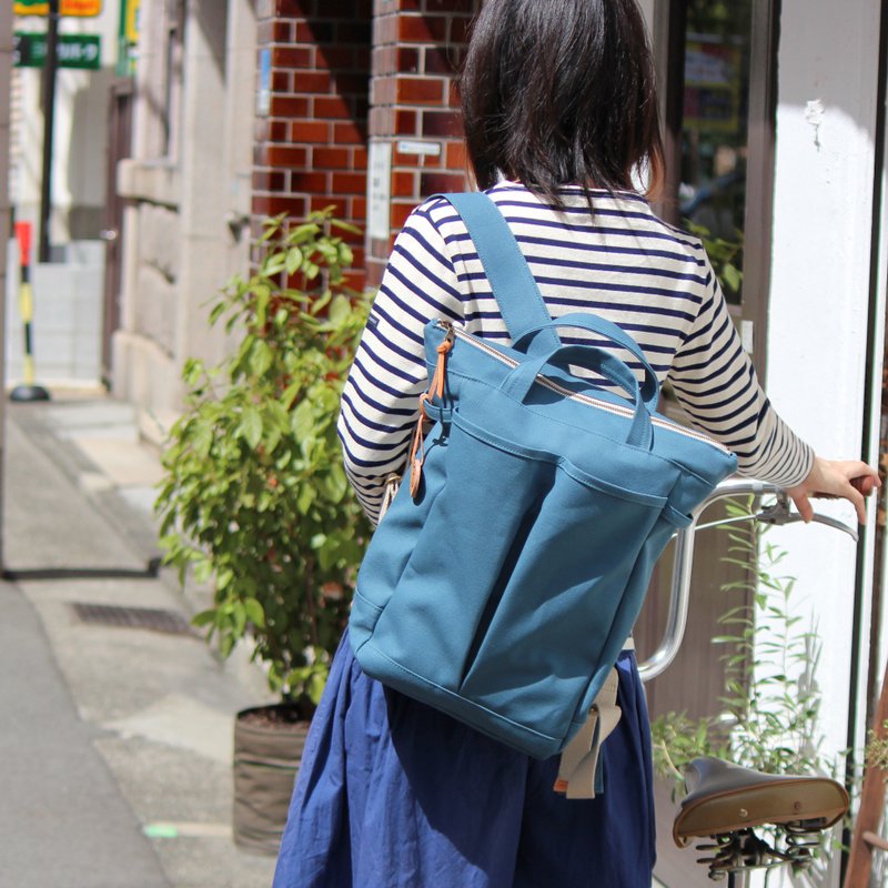 hike35: Blue Gray Takashima Canvas Backpack - กระเป๋าเป้สะพายหลัง - ผ้าฝ้าย/ผ้าลินิน สีน้ำเงิน