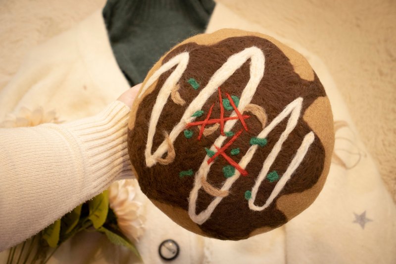 Takoyaki beret - Hats & Caps - Wool Brown