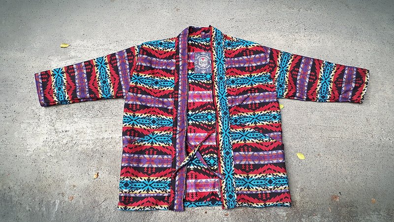 スモックコートジャケットのジッパーを結ぶAMIN'S WORLD SHINY手作りのカスタムKIMONOインディアンのトーテム - ジャケット - コットン・麻 多色