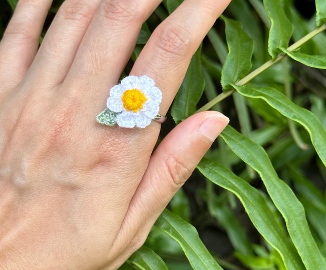 SUNFLOWER & Leaf crochet ring minimalist with a single or Triplet