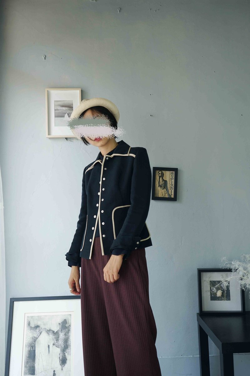 尋寶古著-trussardi 深藍色白緄邊修身棉麻短版外套 - 女大衣/外套 - 棉．麻 藍色