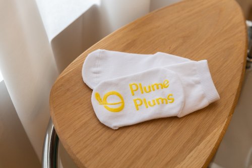 Plume Plums socks CLASSIC PURE WHITE - YELLOW