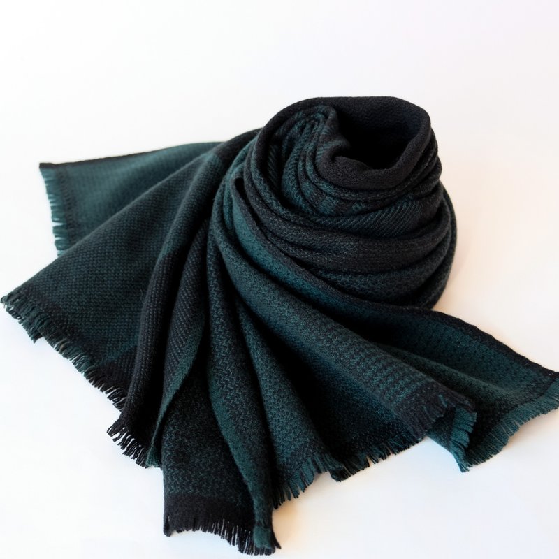 Cashmere 手工編織 100% 喀什米爾披肩【紋華06】 - 圍巾/披肩 - 其他材質 綠色