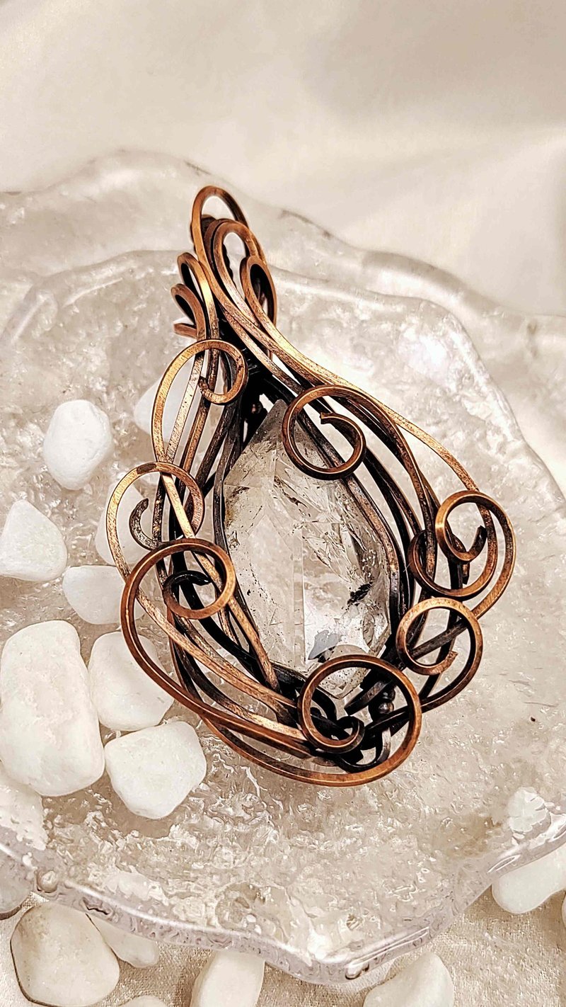 Entangling Jewelry Energy Heart Shining Pendant Pendant WireCraft - สร้อยคอ - คริสตัล 