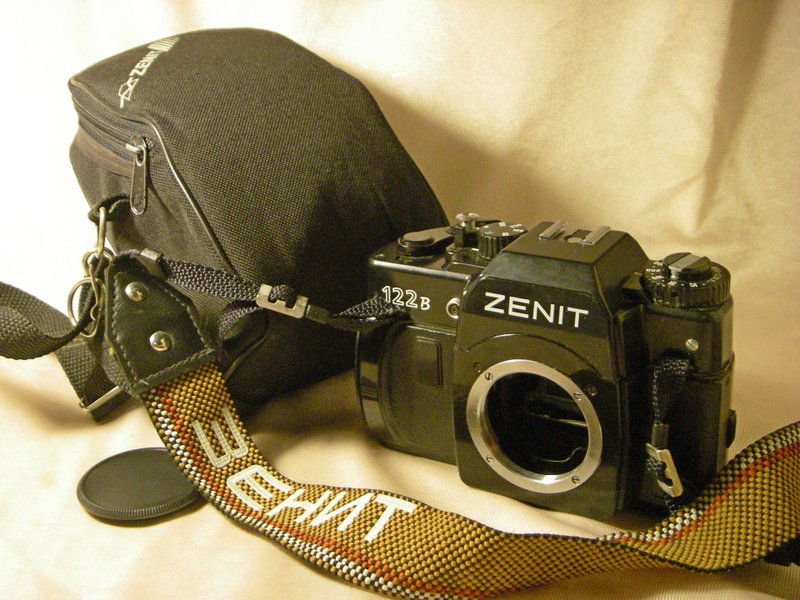 RARE KMZ ZENIT-122B 35mm film SLR camera BODY w Pentax M42 lens mount CASE 1996 - กล้อง - วัสดุอื่นๆ 