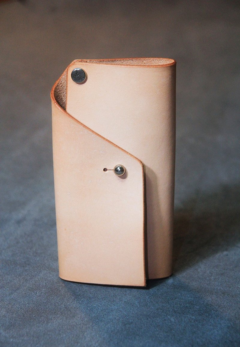 Minimalist vegetable tanned leather handmade key case romantic statement version - ที่ห้อยกุญแจ - หนังแท้ สีทอง