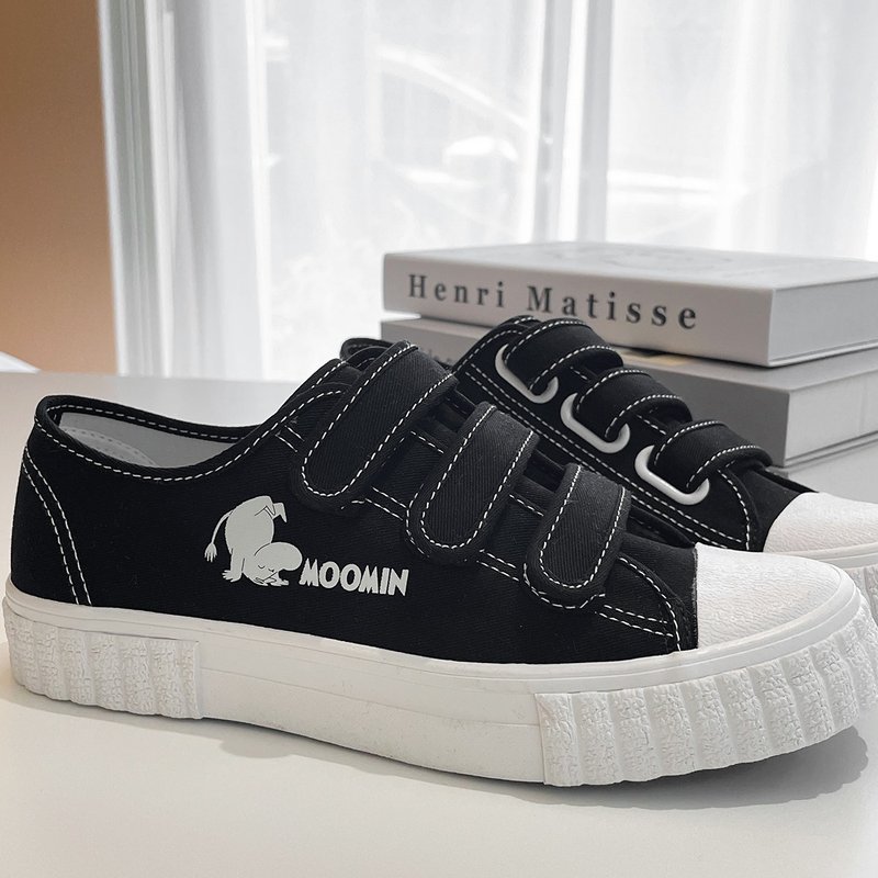 Paidal xMoomin Moomin Valley Moomin playful handstand strap-free devil felt canvas shoes biscuit shoes-black - Women's Casual Shoes - Cotton & Hemp Black