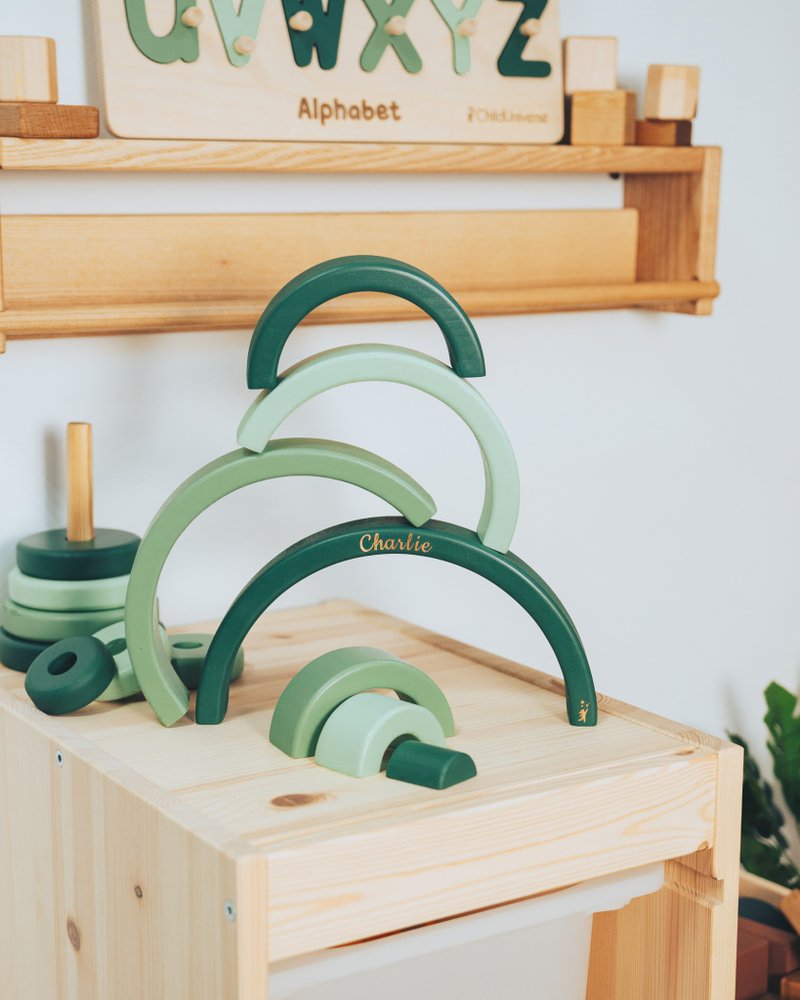Wooden Montessori Baby Toys, Ring Stacker, Nursery Decor, Rainbow Stacker Toy - ของเล่นเด็ก - ไม้ สีเขียว