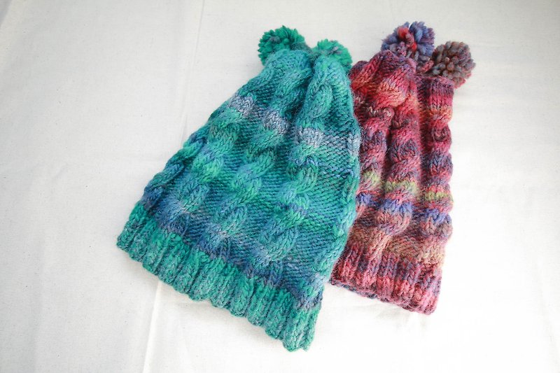 Araignee Design *Hand-made knitted woolen hat-Naughty Top Australian snow hat ball // Blue-green gradient European style Urban style - Hats & Caps - Wool Green