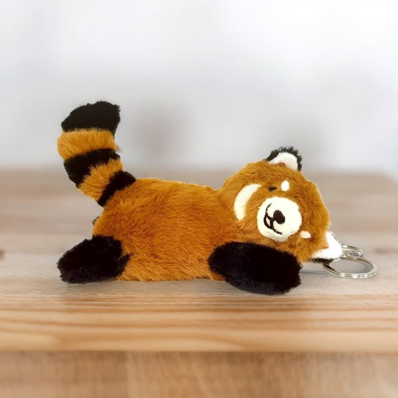 Red Panda Plush Coin Purse Charm / Earbud Case - Kulo Village - In Stock - กระเป๋าใส่เหรียญ - เส้นใยสังเคราะห์ สีนำ้ตาล