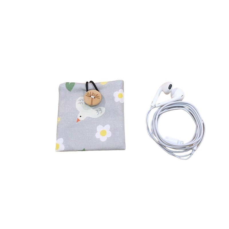 Happy Birds/AirPods protective case. Headphone storage bag. Korean cotton limited production - ที่เก็บหูฟัง - ผ้าฝ้าย/ผ้าลินิน สีเทา