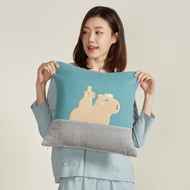 Parent-child Capybara Square Pillow (45x45 cm) - Twilight Green - หมอน - ผ้าฝ้าย/ผ้าลินิน สีเขียว