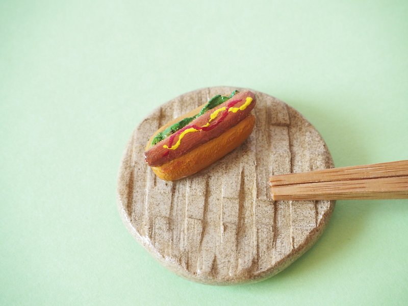 chopstick rest hot dog - Chopsticks - Clay Multicolor