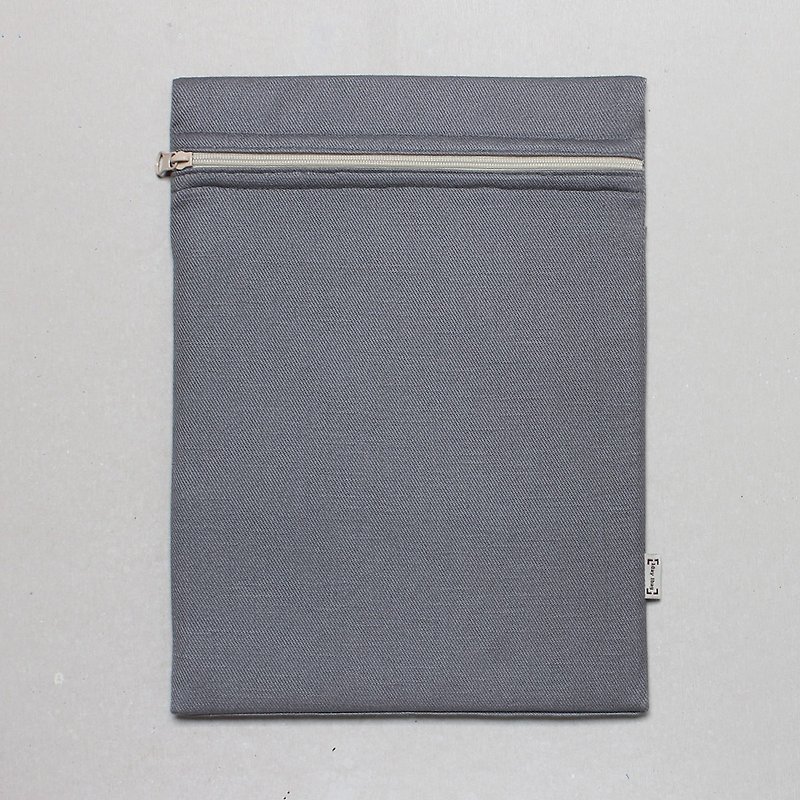 Notebook set simple and stylish 12.5 吋 pen electric sleeve A4 file bag - medium gray - เคสแท็บเล็ต - ผ้าฝ้าย/ผ้าลินิน สีเทา