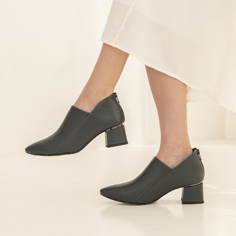 Moonlight short boots in the city-Yandailan - รองเท้าบูทยาวผู้หญิง - หนังแท้ สีน้ำเงิน