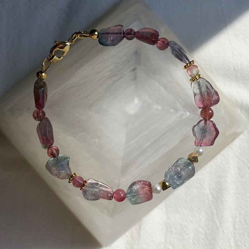 Rare Color Collection | Blue pixiu tourmaline raw stone design bracelet - Bracelets - Semi-Precious Stones Multicolor