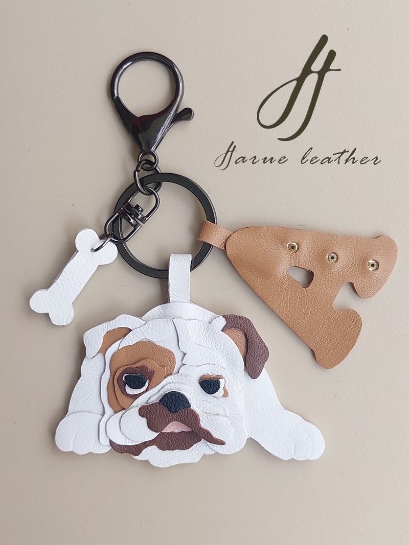Personalized Bulldog Pug Leather Keychain with intials - ที่ห้อยกุญแจ - หนังแท้ 