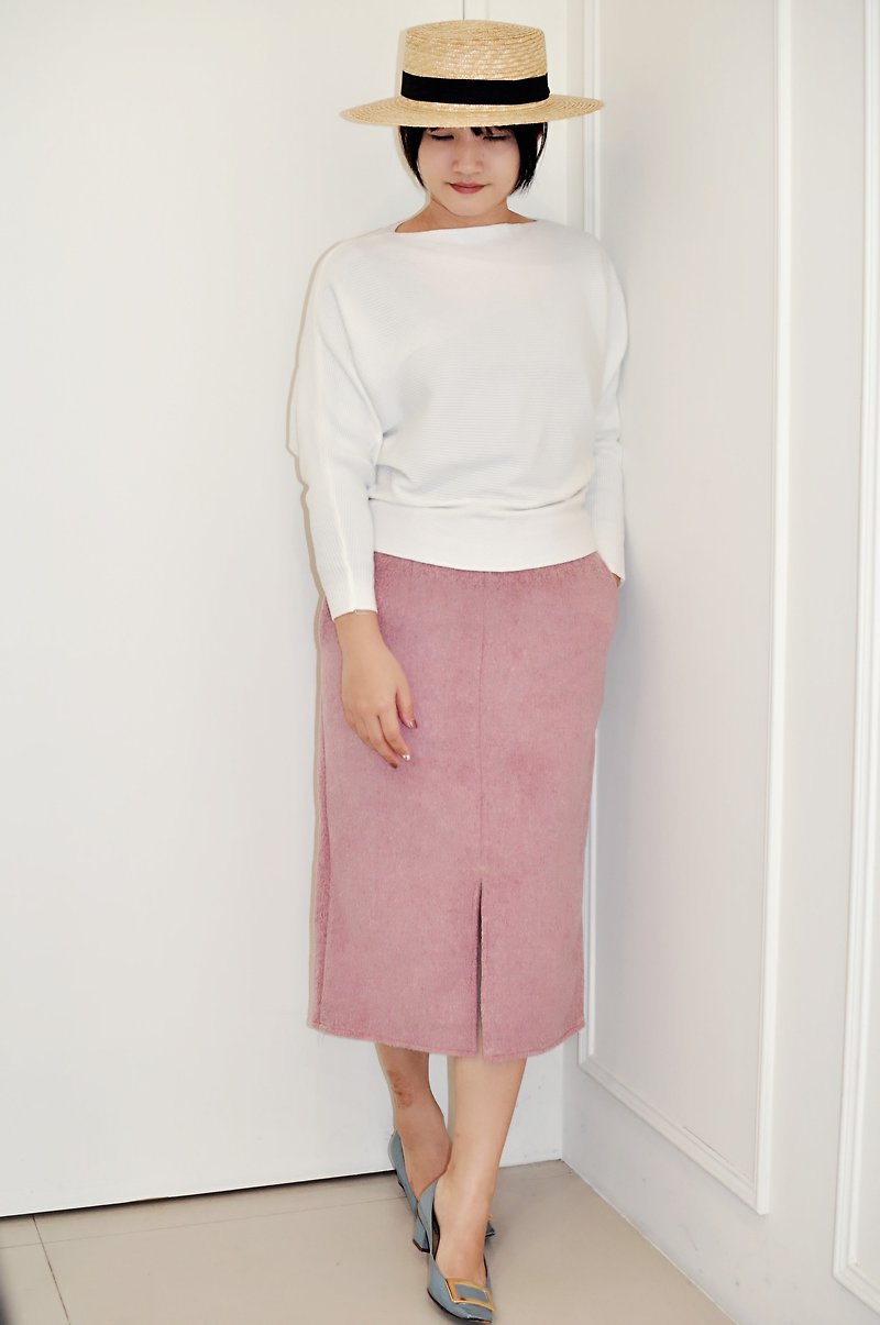 Flat 135 X Taiwanese designers must have 90% short-haired wool over-the-knee pencil skirt in winter - Skirts - Wool Pink