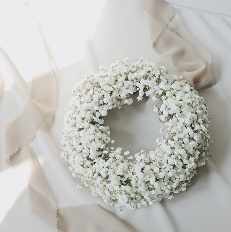 【カスミソウのリース】バレンタインデーのギフト 家の飾り付け - 置物 - 寄せ植え・花 ホワイト