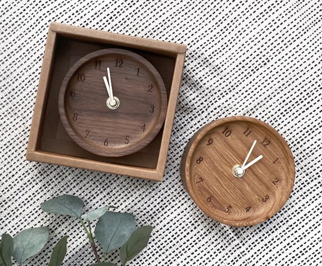 This wood-log clock teak/walnut solid wood table clock silent