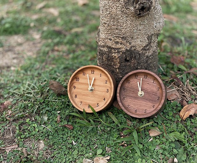 This wood-log clock teak/walnut solid wood table clock silent